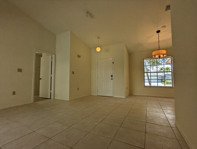 Photo - 9961 Boca Ave N
