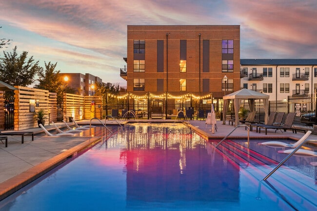 The Otis at Fort Ben Apartments