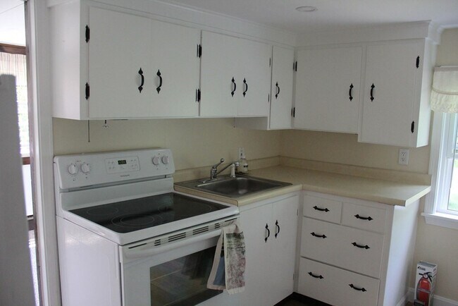 Photo - 56 Anawan St