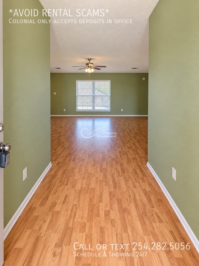 5207 Holster Dr