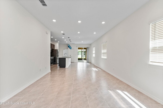 Photo - 1037 Canfield Cir