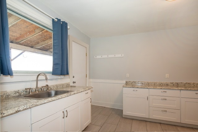 Photo - 230 Marble St