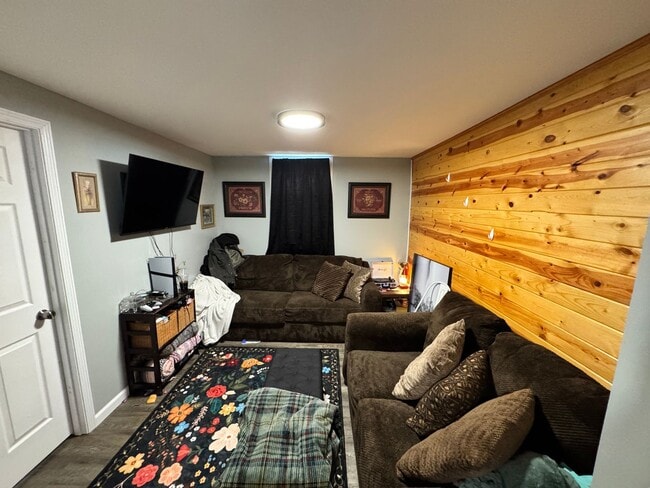 Photo - Newly updated 2 bedroom apartment