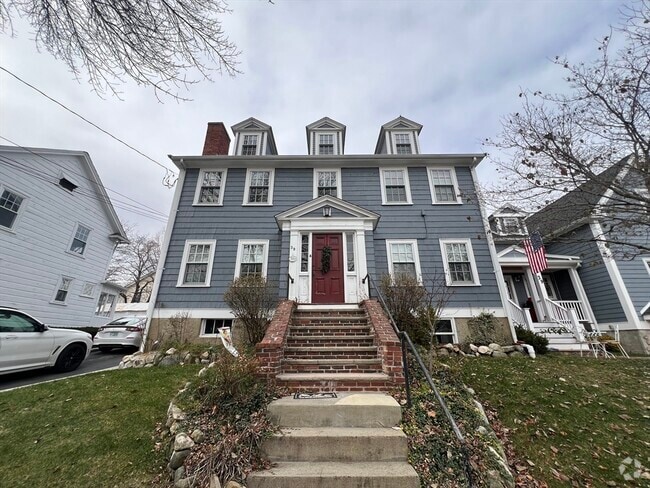 Building Photo - 39 Highland Ave Rental