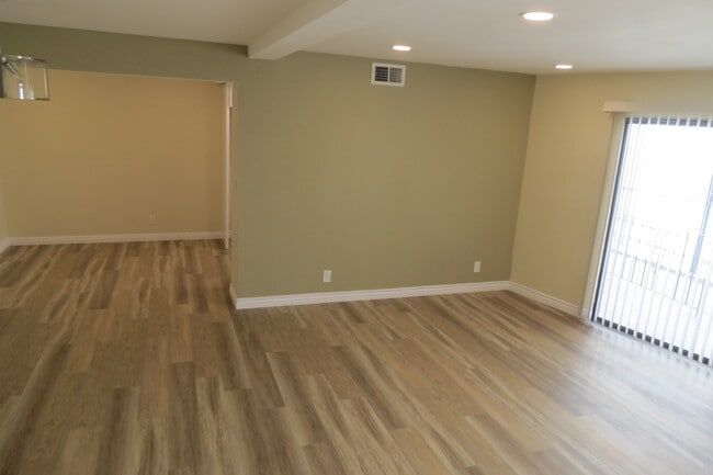 Photo - 357 E Providencia Ave