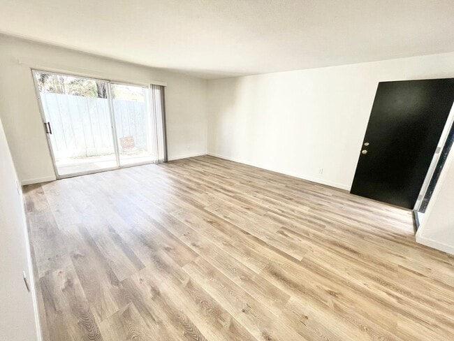 Photo - 152 (759 Central) Unit 02