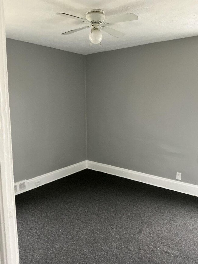 Photo - 3412 E 123rd St