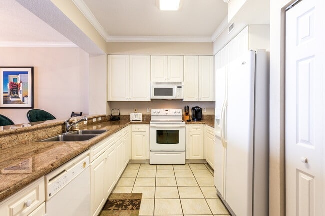 Stunning 8th-Floor Oceanview Condo – 3 Bed, 2.5 Bath