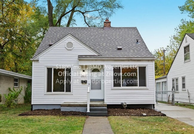 Building Photo - 24211 Parklawn St