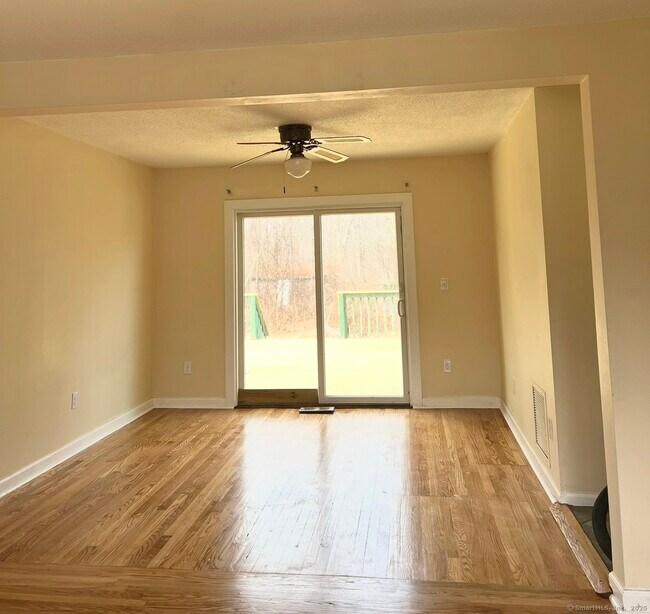 Photo - 119 Fairwood Rd