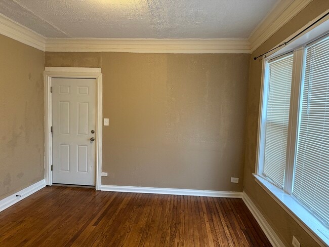 Photo - 5658 S Honore St Unit 1F