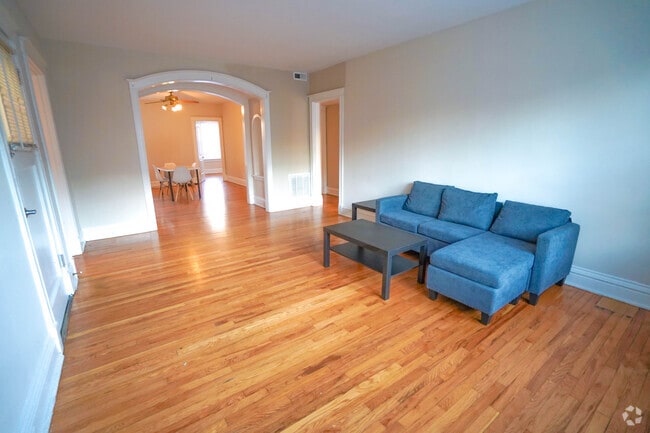 Building Photo - 760 Syracuse Ave Unit #B Rental