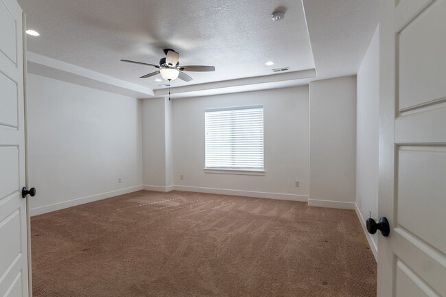 Photo - 3955 W 740 N