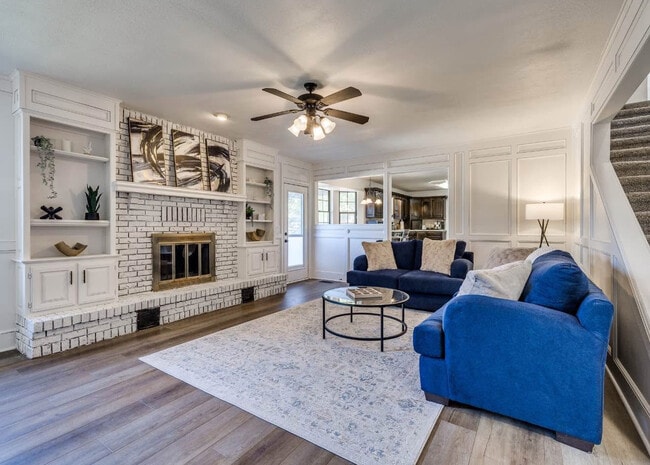 Photo - 7624 S Erie Ave