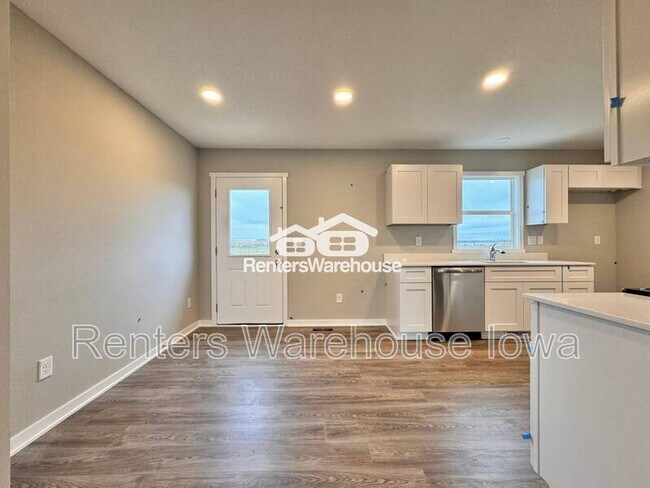 Photo - 1003 Adler Ct