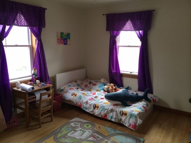 Photo - 2 bedroom, 1 bath Second Floor Apartment in Lemont