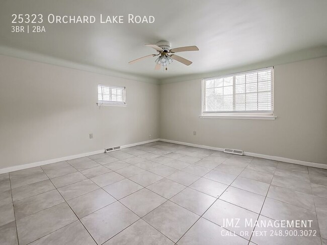 Photo - 25323 Orchard Lake Rd