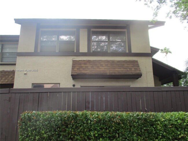 Photo - 1760 Bayberry Dr