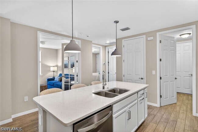 Photo - 14567 Edgewater Cir