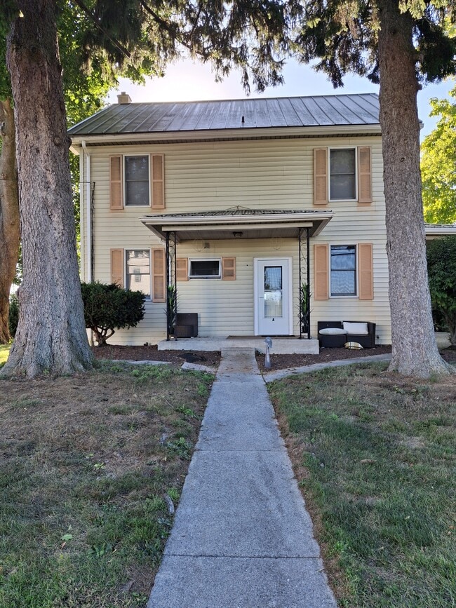 Building Photo - 237 Hanshue Rd Unit A