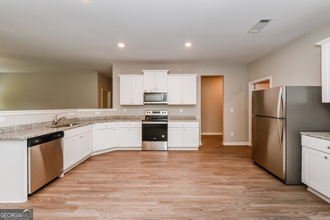 Photo - 135 Ashley Trace