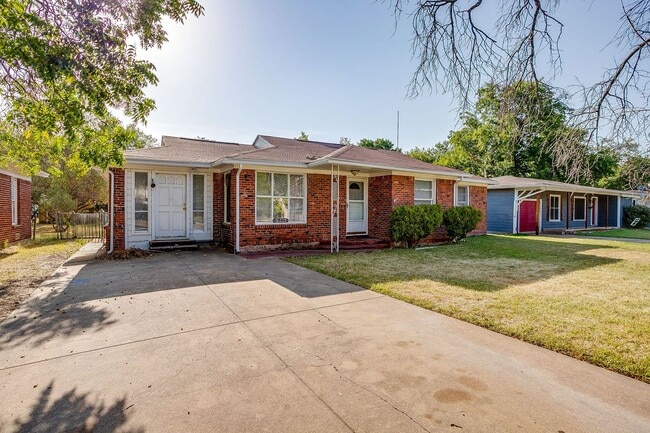 Photo - 3112 Willow Park St