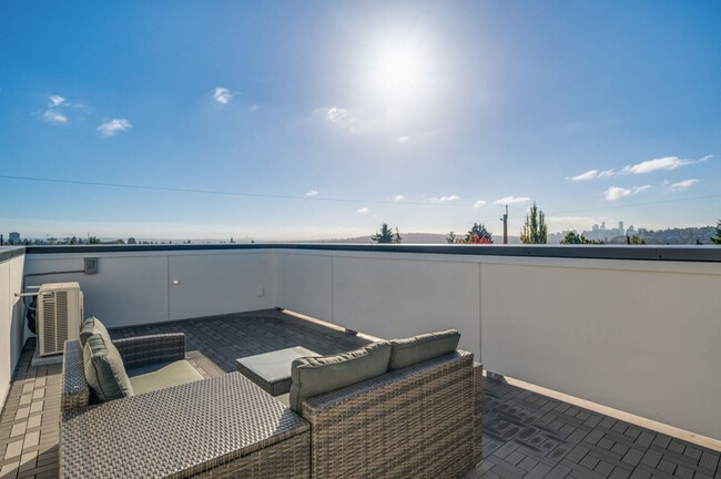 Photo - 4205 Evanston Ave N Unit ID1036016P