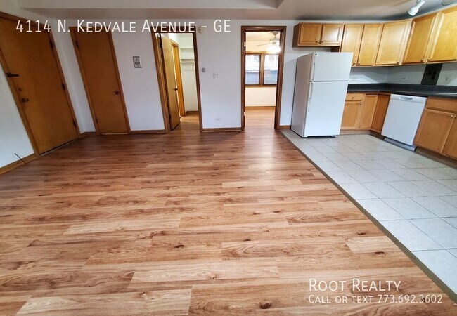 Photo - Old Irving Park – Garden-Level 1-Bdrm - Fr... Unit GE