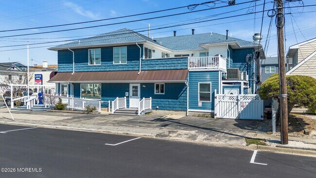65 Grand Central Ave Unidad 2