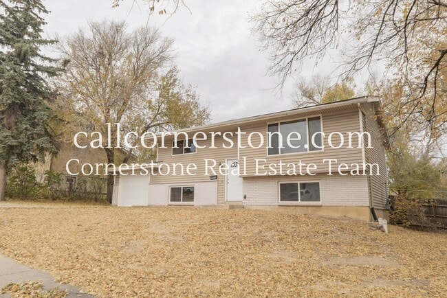 Photo - 3614 Regis St House