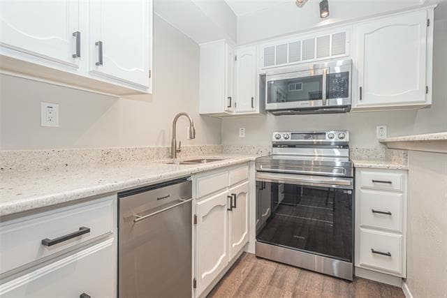 Photo - 3022 Forest Ln Unit 308