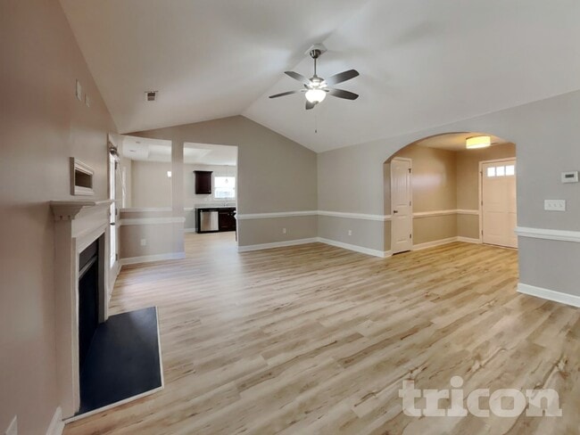 Photo - 140 Parkers Pointe Dr