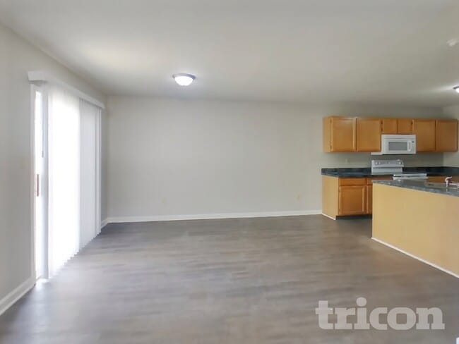 Photo - 9898 Worthington Blvd