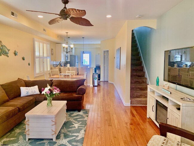 Photo - 6512 Winchester Ave