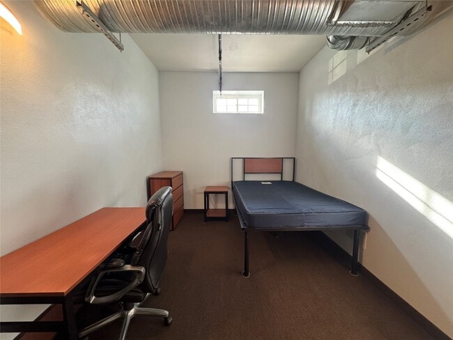 Photo - 135 Washington St