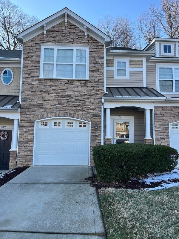 Photo - 5611 Tipperlinn Way