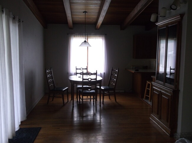 Photo - 8843 Karlen Rd