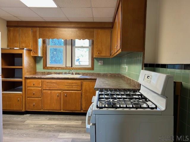 Photo - 828 Carnegie Ave