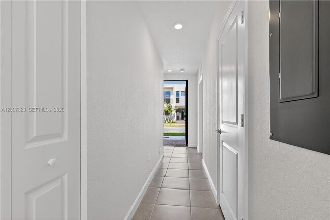 Photo - 13881 SW 261st St