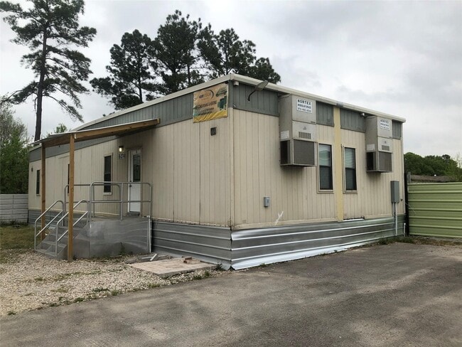 Photo - 12838 Ann Louise Rd
