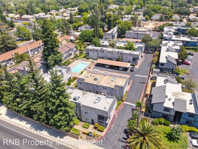 Photo - 2 br, 1.5 bath House - 7032 Fair Oaks Blvd...