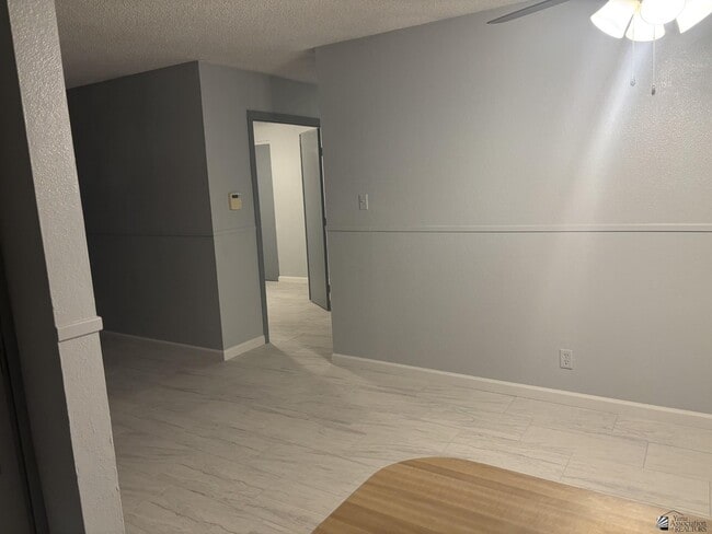 Building Photo - 4598 W 17th St Rental