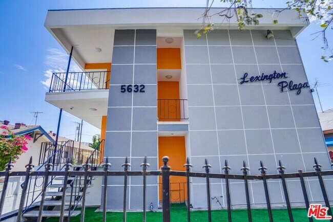 Photo - 5632 Lexington Ave
