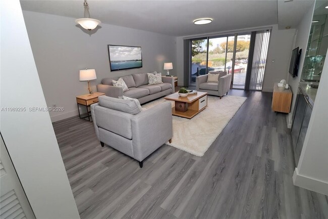 Photo - 16531 NE 35th Ave Unit 1