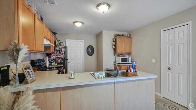 Building Photo - 56122 Stoney Pl Ln Unit Bldg 13 Rental