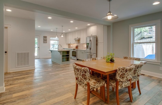 Photo - 947 Cahal Ave