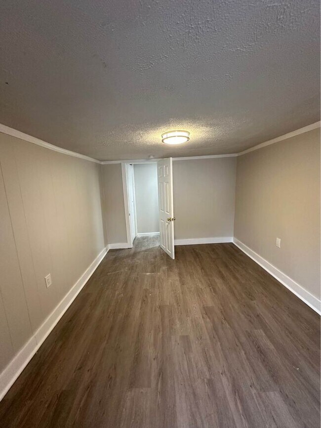 Photo - 220 Crane St Unit 1