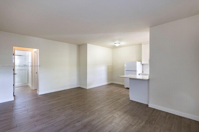 Photo - 6511 Santona St Unidad C18
