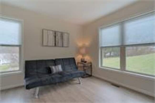 Photo - 1610 Whipple Dr Unit 2