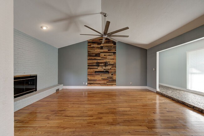 Photo - 3619 Chatham Ct